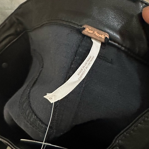 Free People City Slicker Faux Leather Maxi Skirt In Black sz 0 - Picture 3 of 8